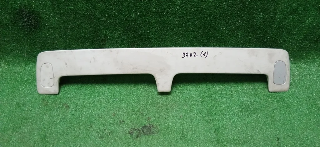 Б.у. спойлер MITSUBISHI PAJERO V97W MITSUBISHI PAJERO V97W 3.8 2009