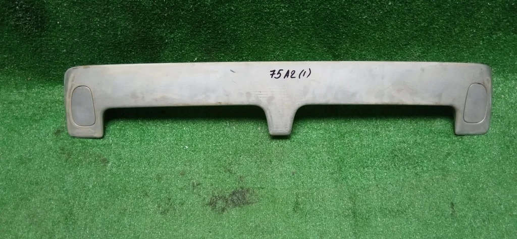 Б.у. спойлер MITSUBISHI PAJERO V75W MITSUBISHI PAJERO V75W 3.5 2000