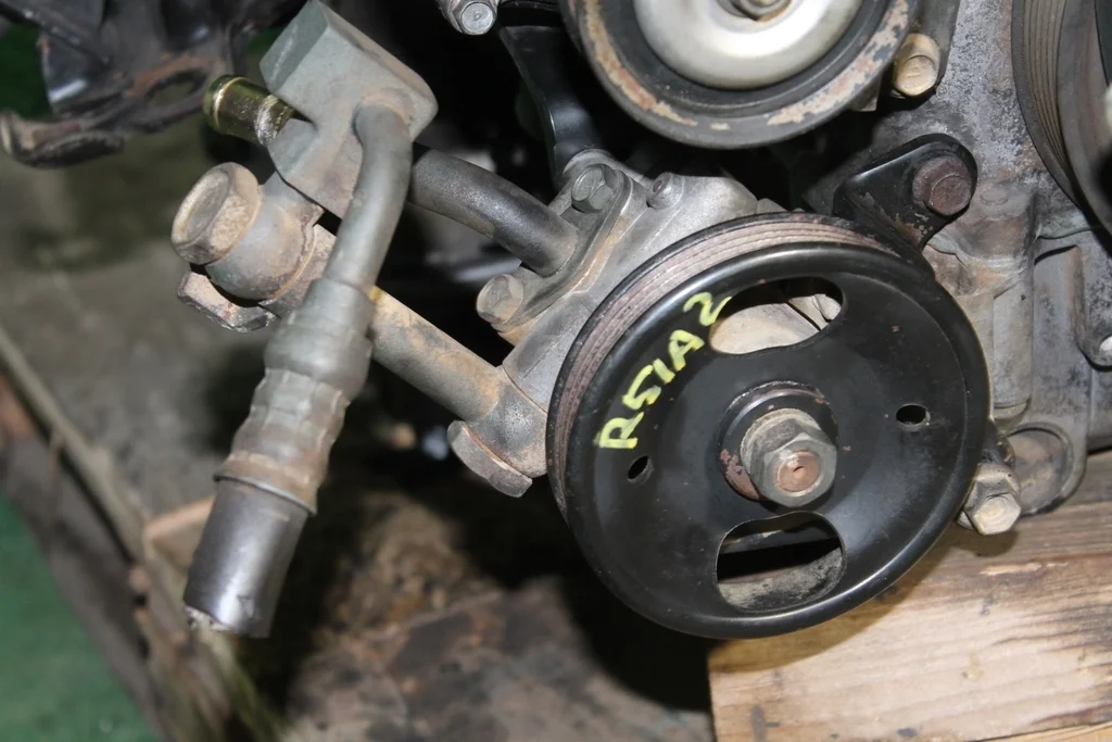 Б.у. насос гидроусилителя NISSAN Pathfinder R51 NISSAN Pathfinder R51 2.5 2008