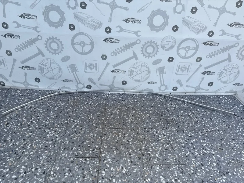 Молдинг крыши левый Mercedes-benz 2013 W212