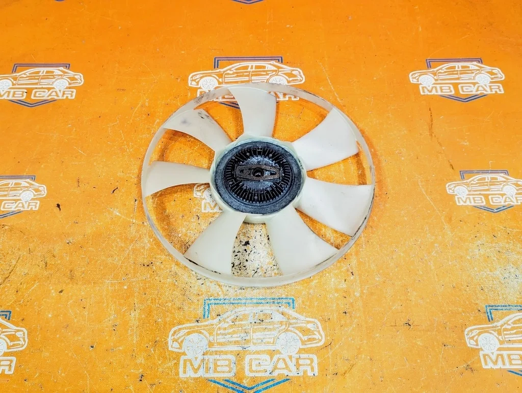 Вискомуфта Mercedes-Benz