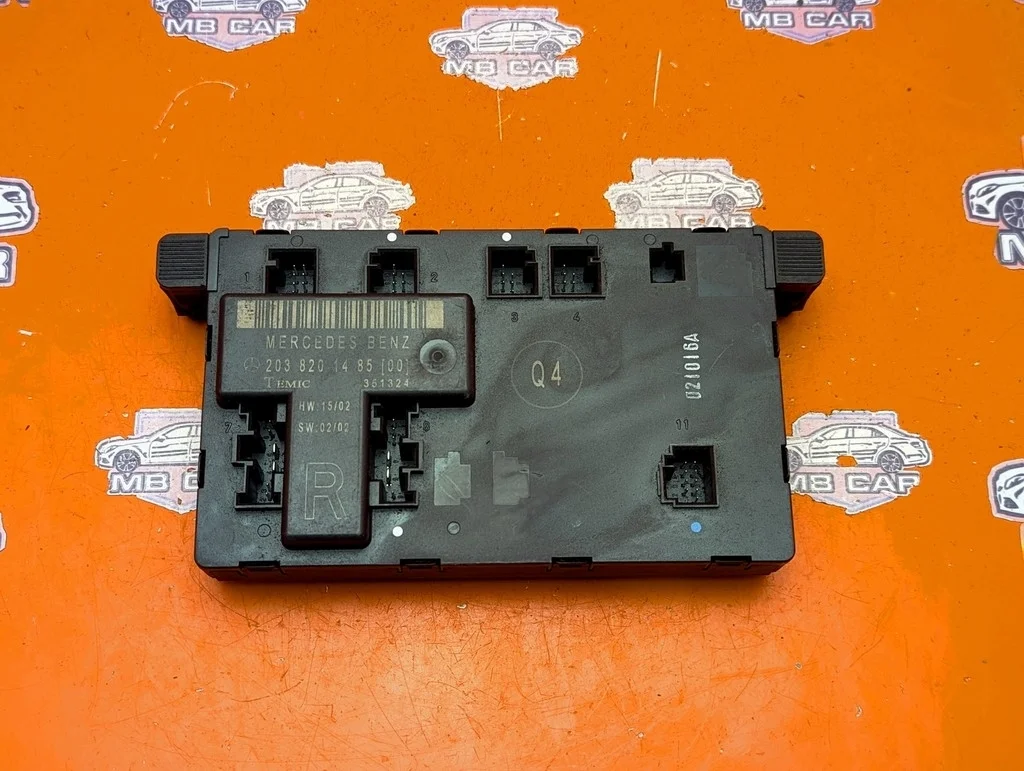 Блок двери Mercedes-Benz