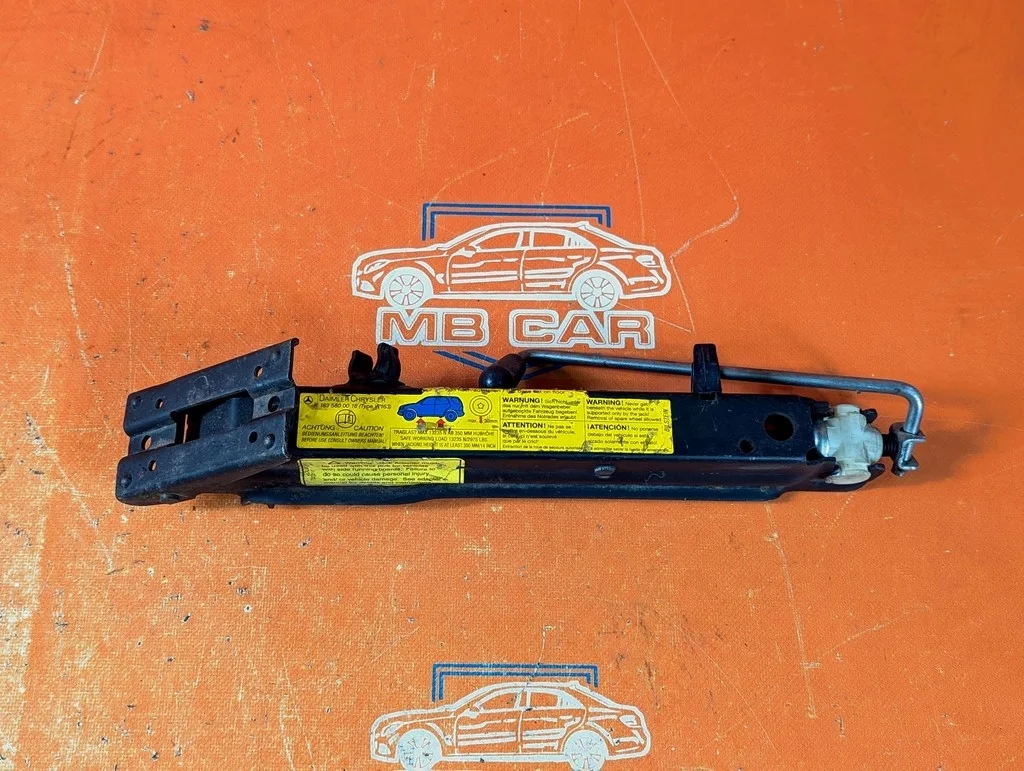 Домкрат Mercedes-Benz