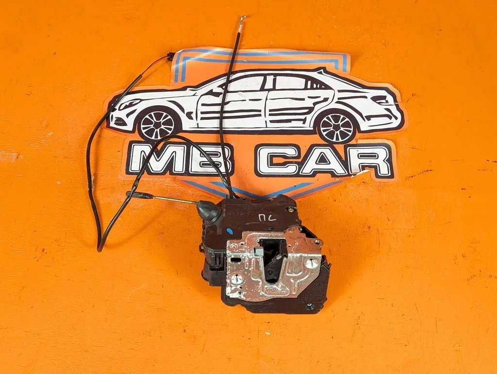 Замок двери передней левой Mercedes-Benz