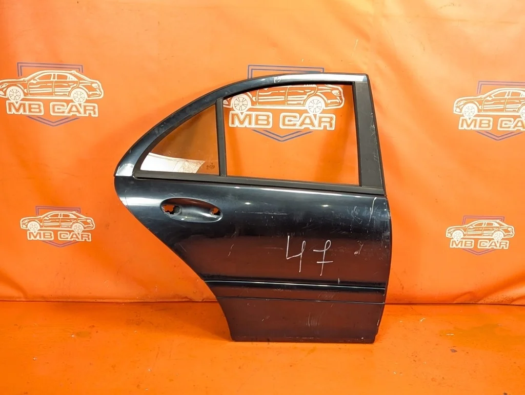 Дверь задняя правая Mercedes-Benz