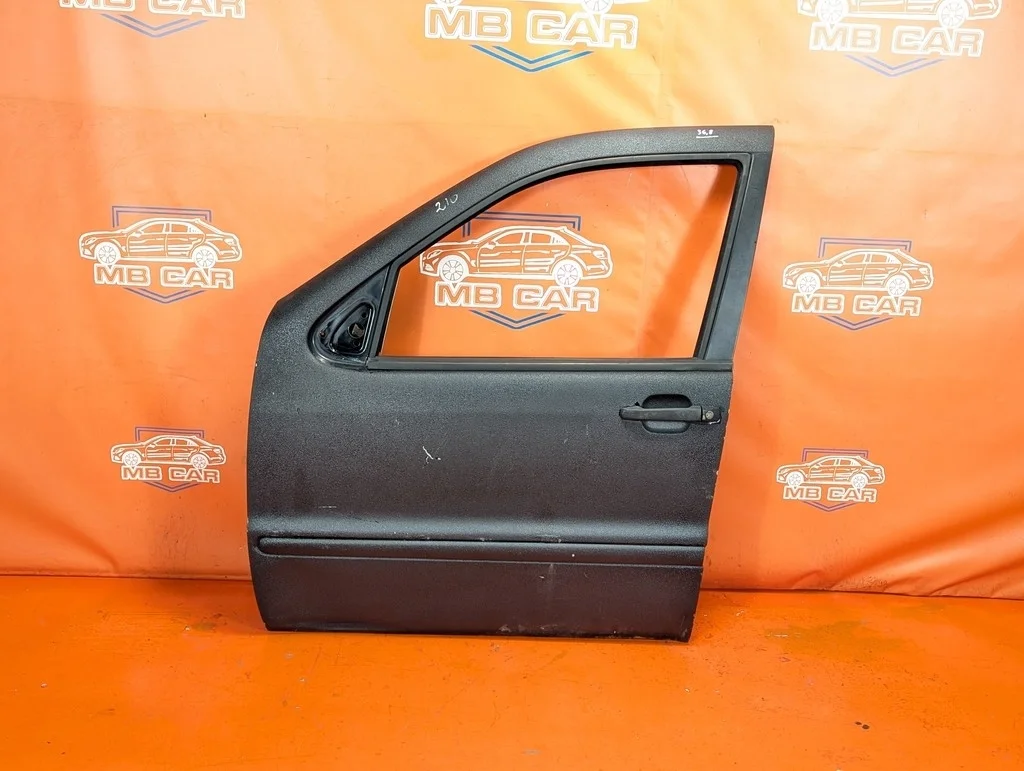 Дверь передняя левая Mercedes-Benz