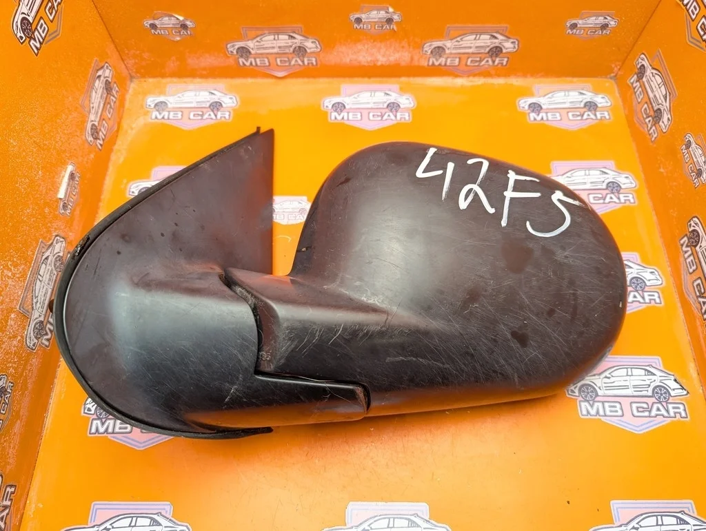 Зеркало левое Mercedes-Benz