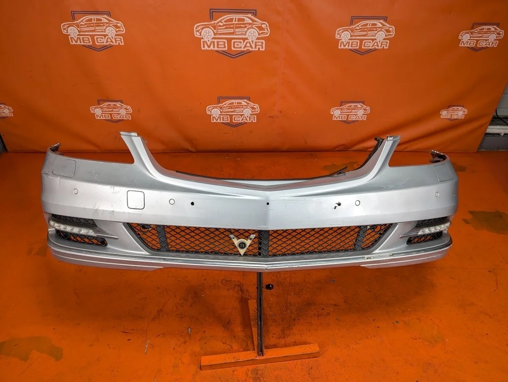 Бампер передний Mercedes-Benz