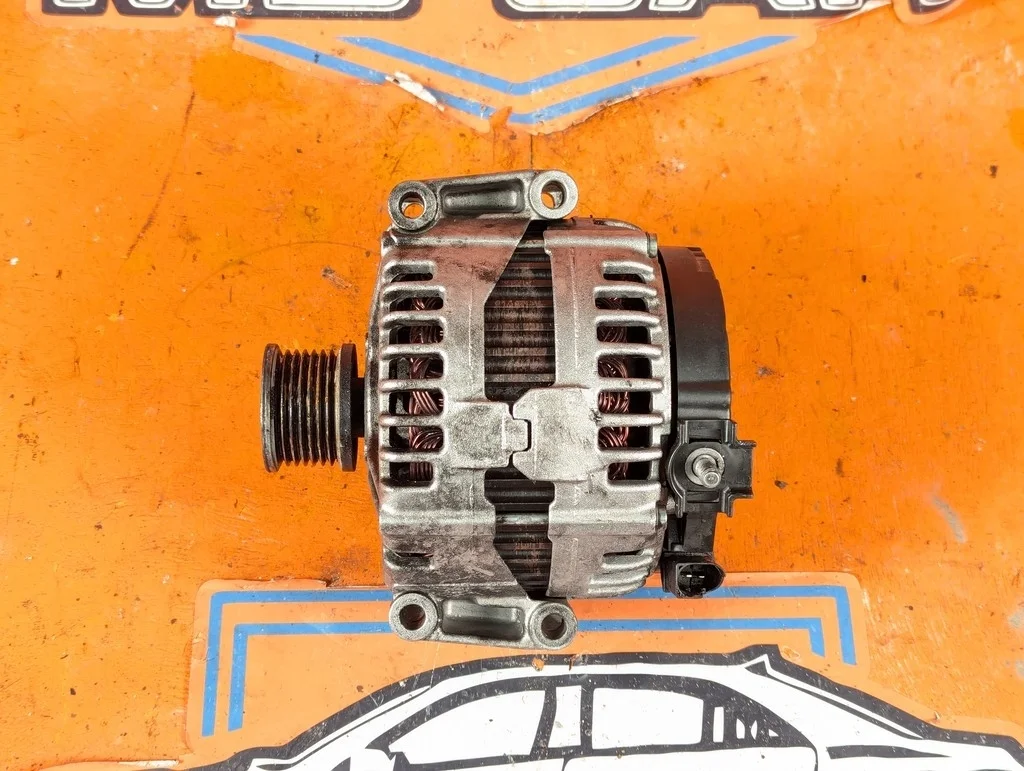 Генератор Mercedes-Benz