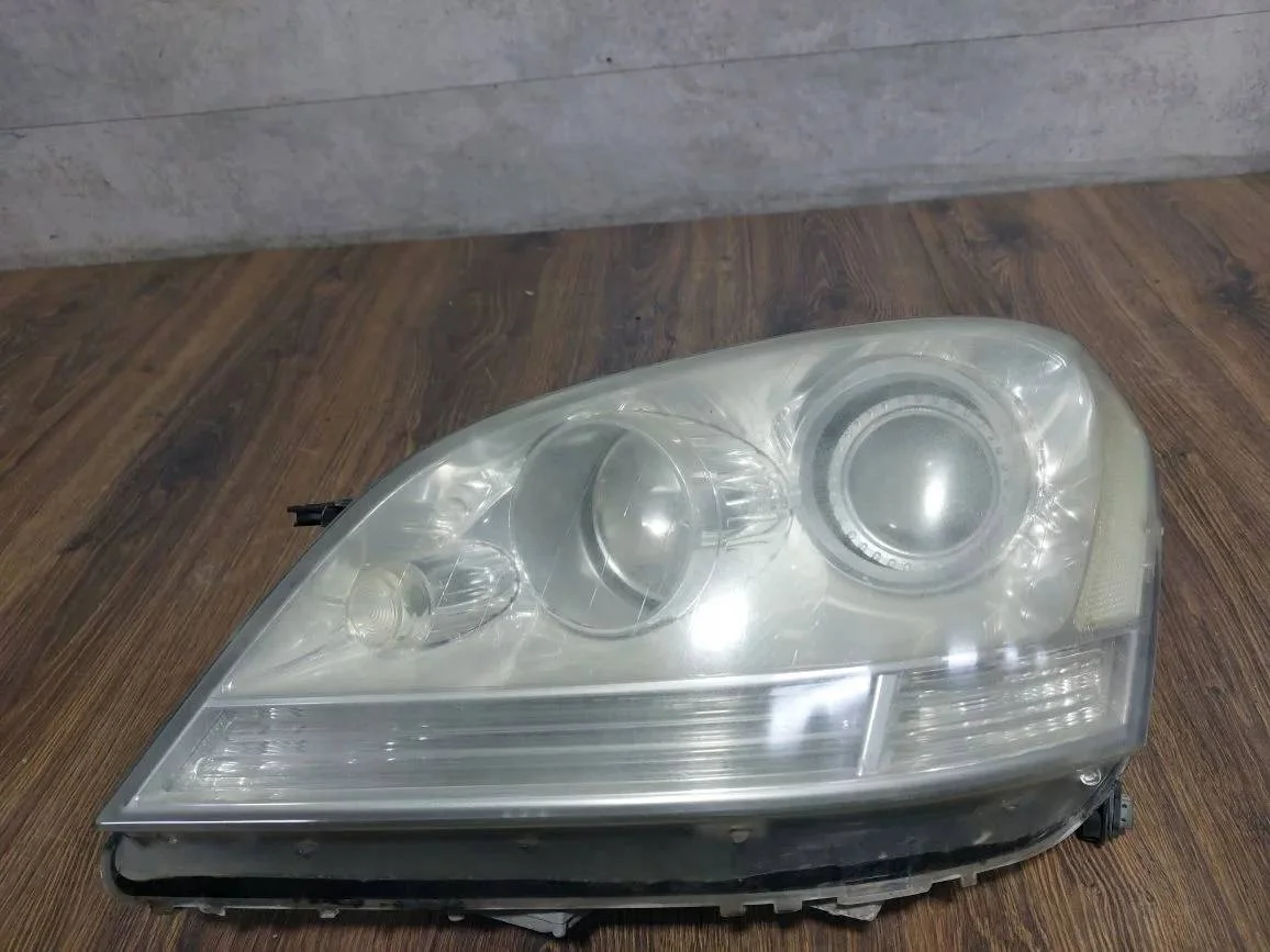 фара левая Mercedes-Benz M W164