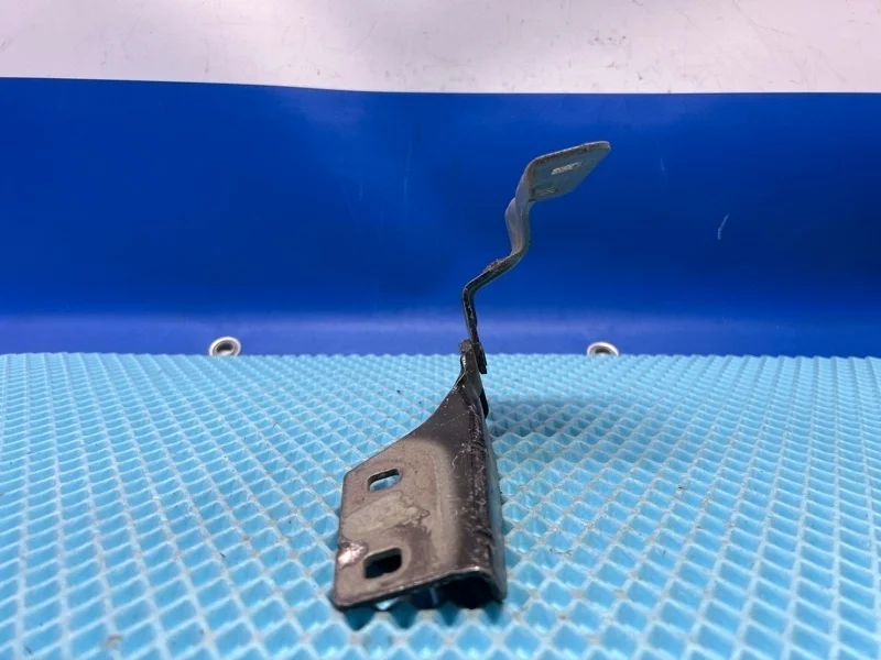 Петля капота Renault Megane 2 2002-2009 8200468183, передняя левая