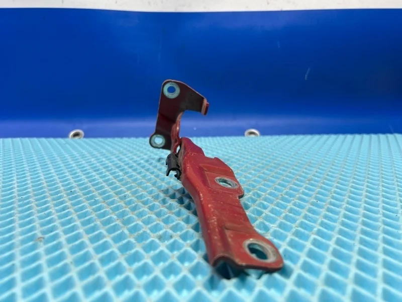 Петля капота Chevrolet Aveo 1 2007 96541010 T200 1.2 B12S1, левая