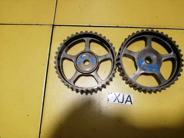 Шестерня распредвала Ford Fiesta Mk5 (2002—2008)