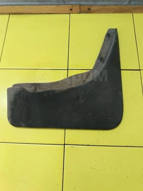 Брызговик задний правый Renault Duster I рестайлинг (2015—2021)