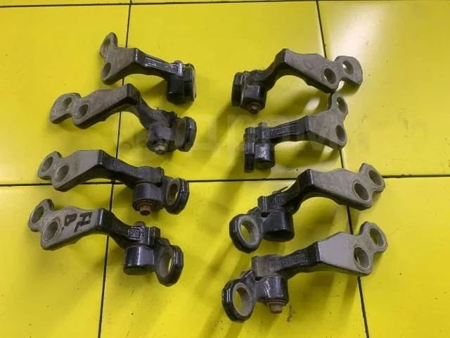 Петля двери Ford Focus II (2005—2008)