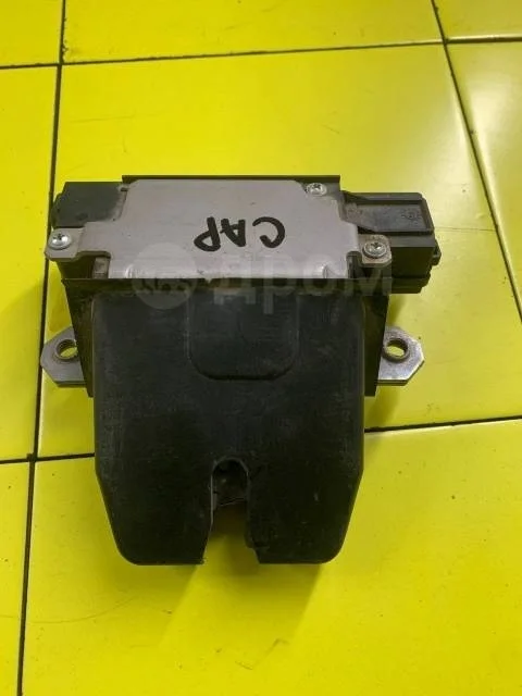 Замок багажника Ford Focus II (2005—2008)