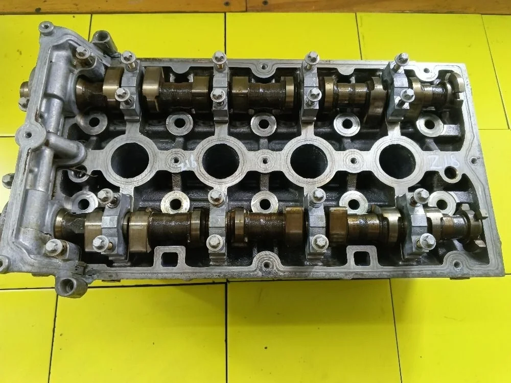 Головка блока цилиндров Opel Astra H (2004—2007)