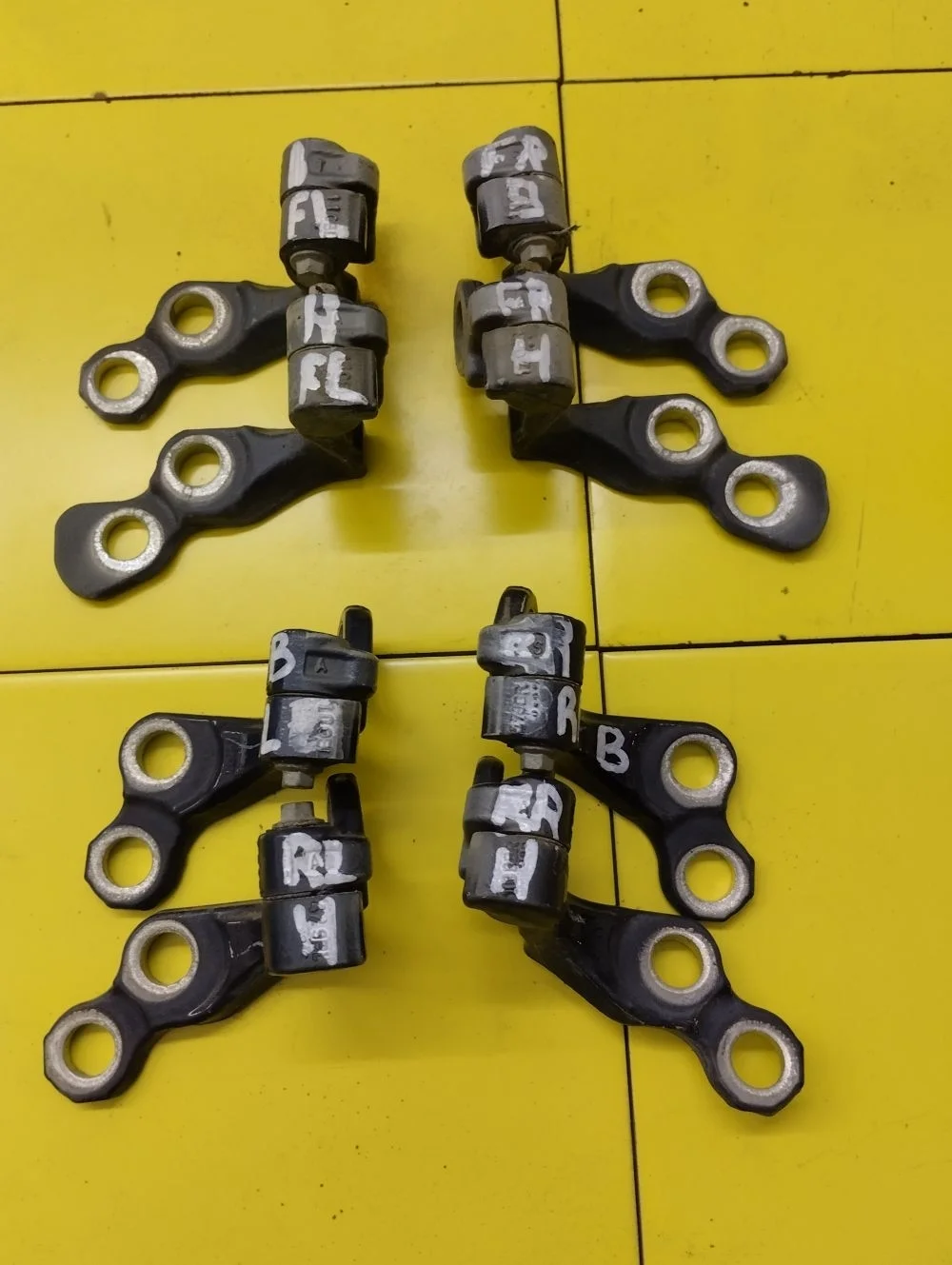 Петля двери Ford Focus II рестайлинг (2007—2011)