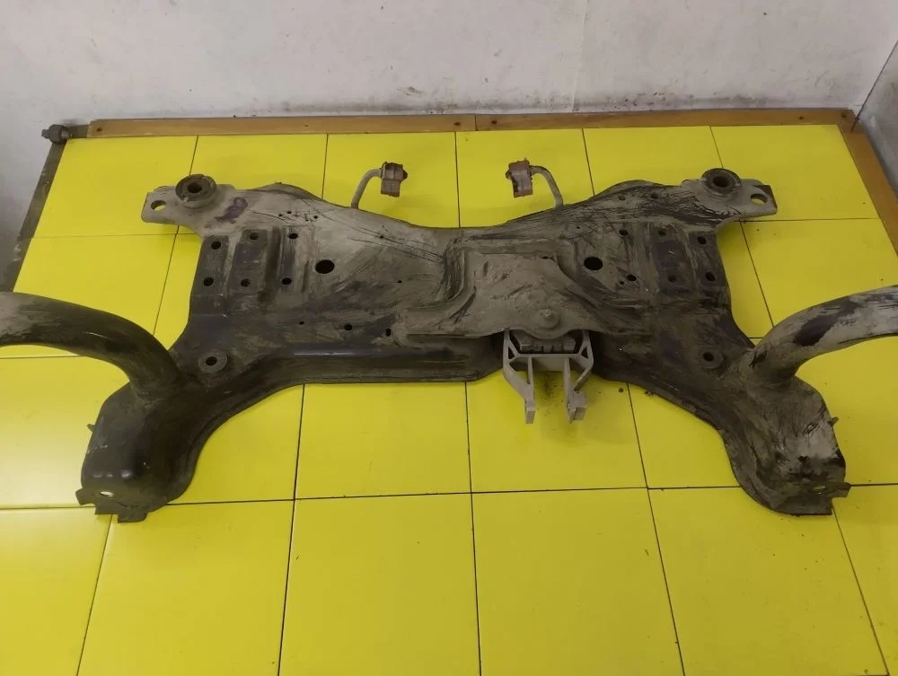 Балка передняя поперечная Ford Focus II рестайлинг (2007—2011)