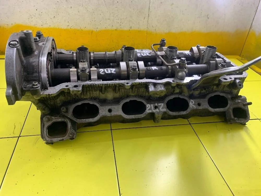Головка блока цилиндров Toyota Land Cruiser 100 (1998—2002)
