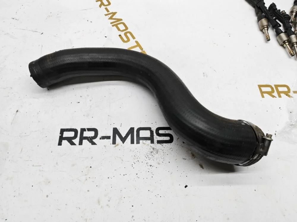 Патрубок интеркулера верхний правый Land Rover Land Rover Range Rover III рестайлинг (2005—2009)