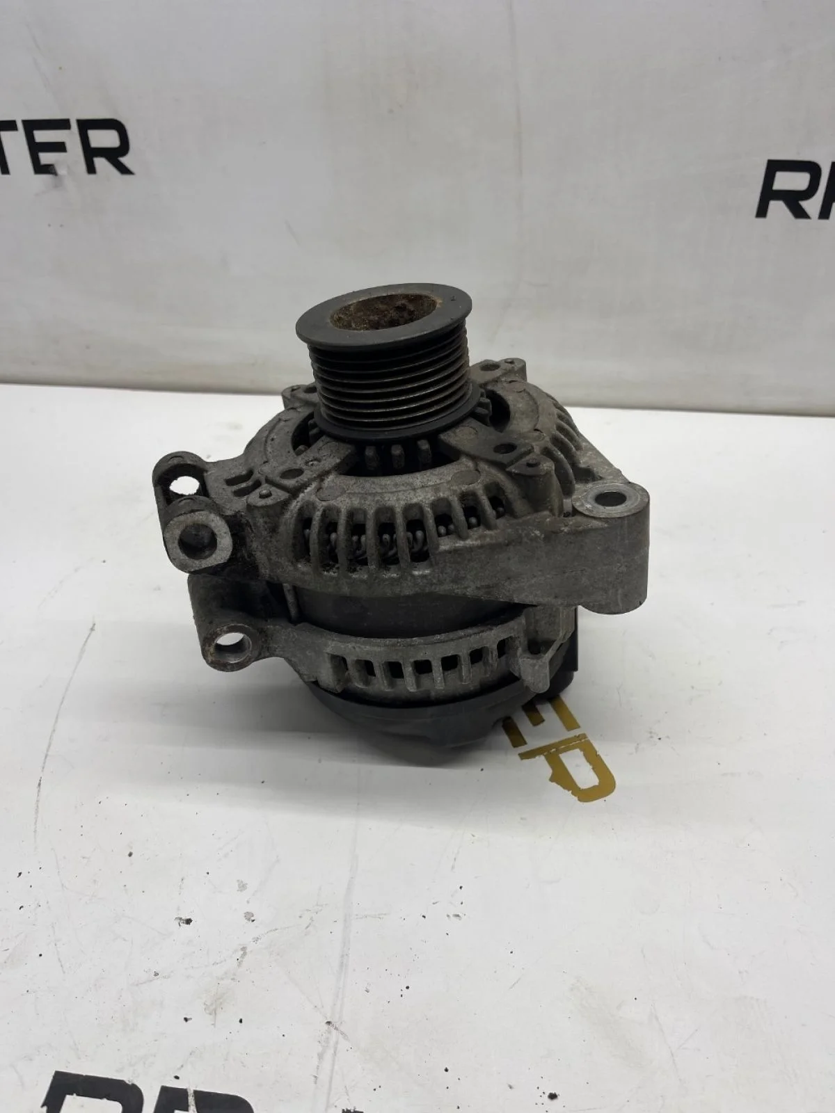 Генератор RANGE ROVER 2010 - 2012 Land Rover Range Rover III рестайлинг 2 (2009—2012)