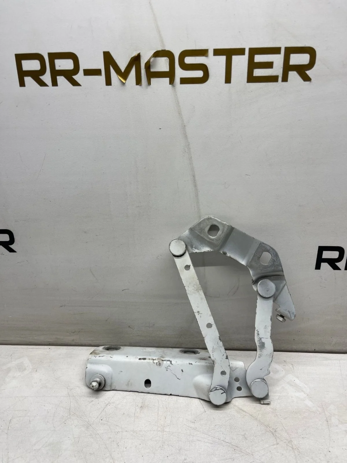 петля капота левая Land Rover Range Rover Evoque I (2011—2015)