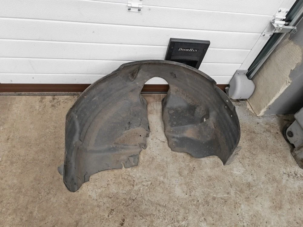 подкрылок задний левый  Land Rover Freelander II Land Rover Freelander II (2006—2010)