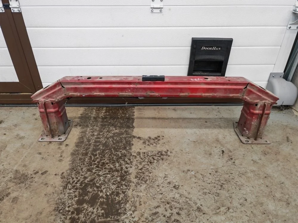 Усилитель бампера передний Land Rover Freelander Land Rover Freelander II (2006—2010)