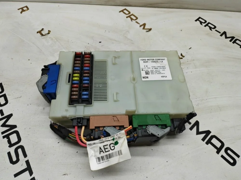 блок предохранителей Land Rover Freelander II Land Rover Freelander II (2006—2010)