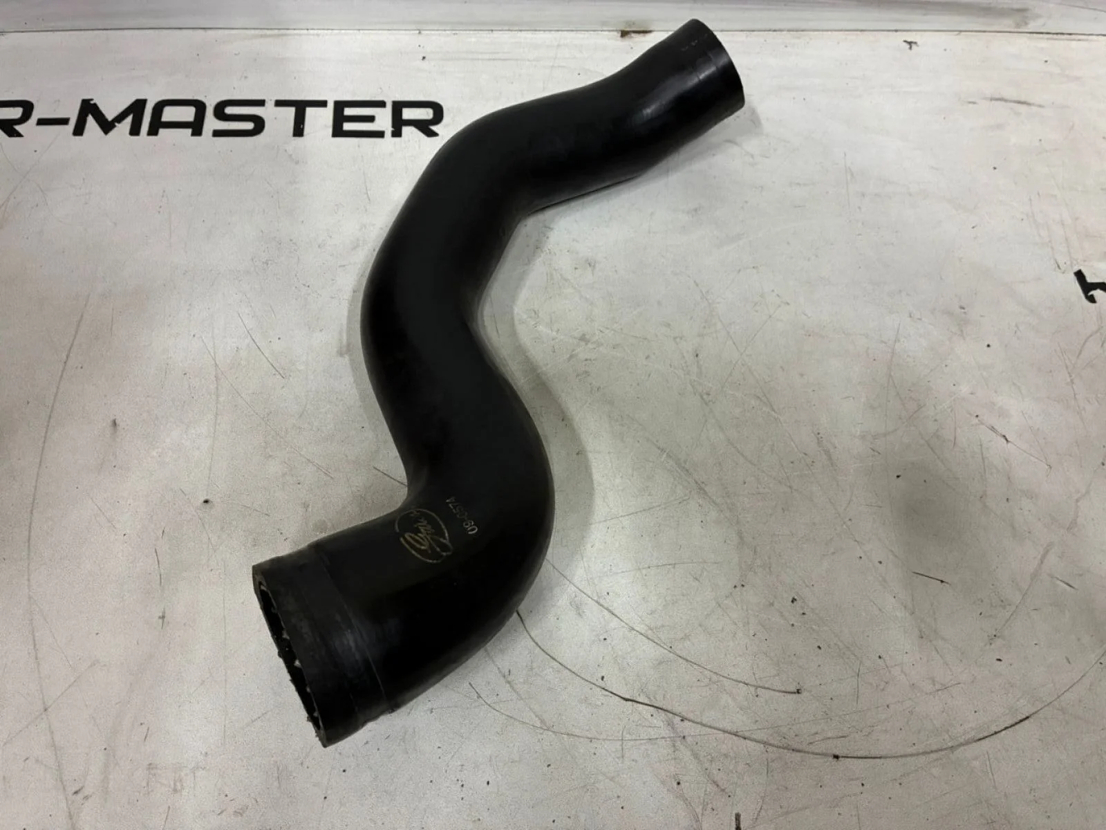 патрубок интеркулера Land Rover Range Rover III рестайлинг 2 (2009—2012)