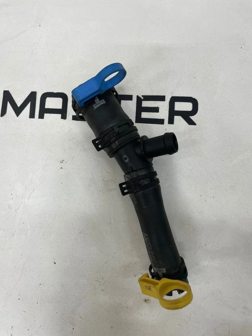 патрубок Land Rover Range Rover III рестайлинг 2 (2009—2012)