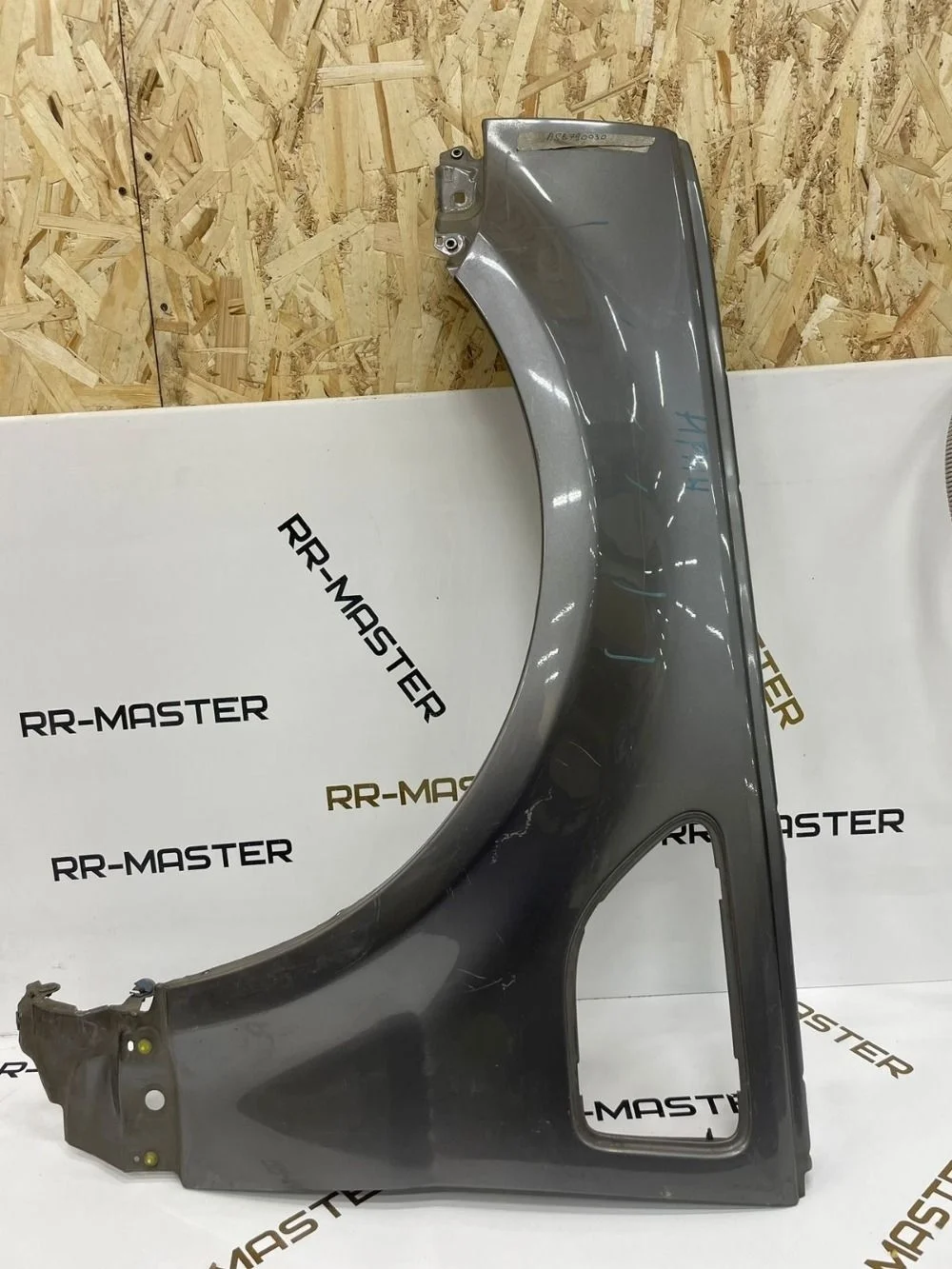 крыло левое Land rover Land Rover Range Rover Sport I (2005—2009)