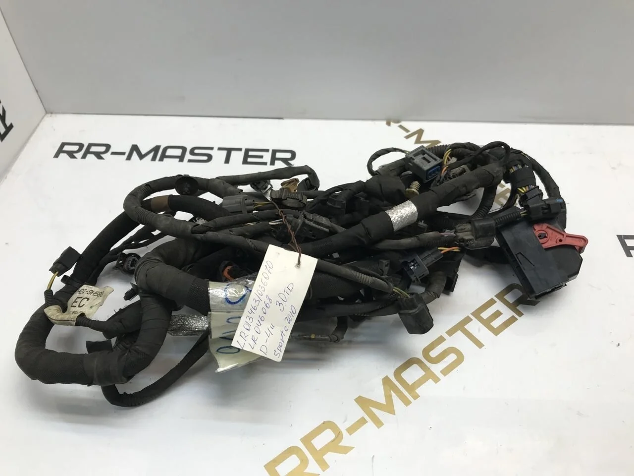 Проводка мотора Land Rover Discovery 4 3/0 Land Rover Range Rover Sport I рестайлинг (2009—2013)