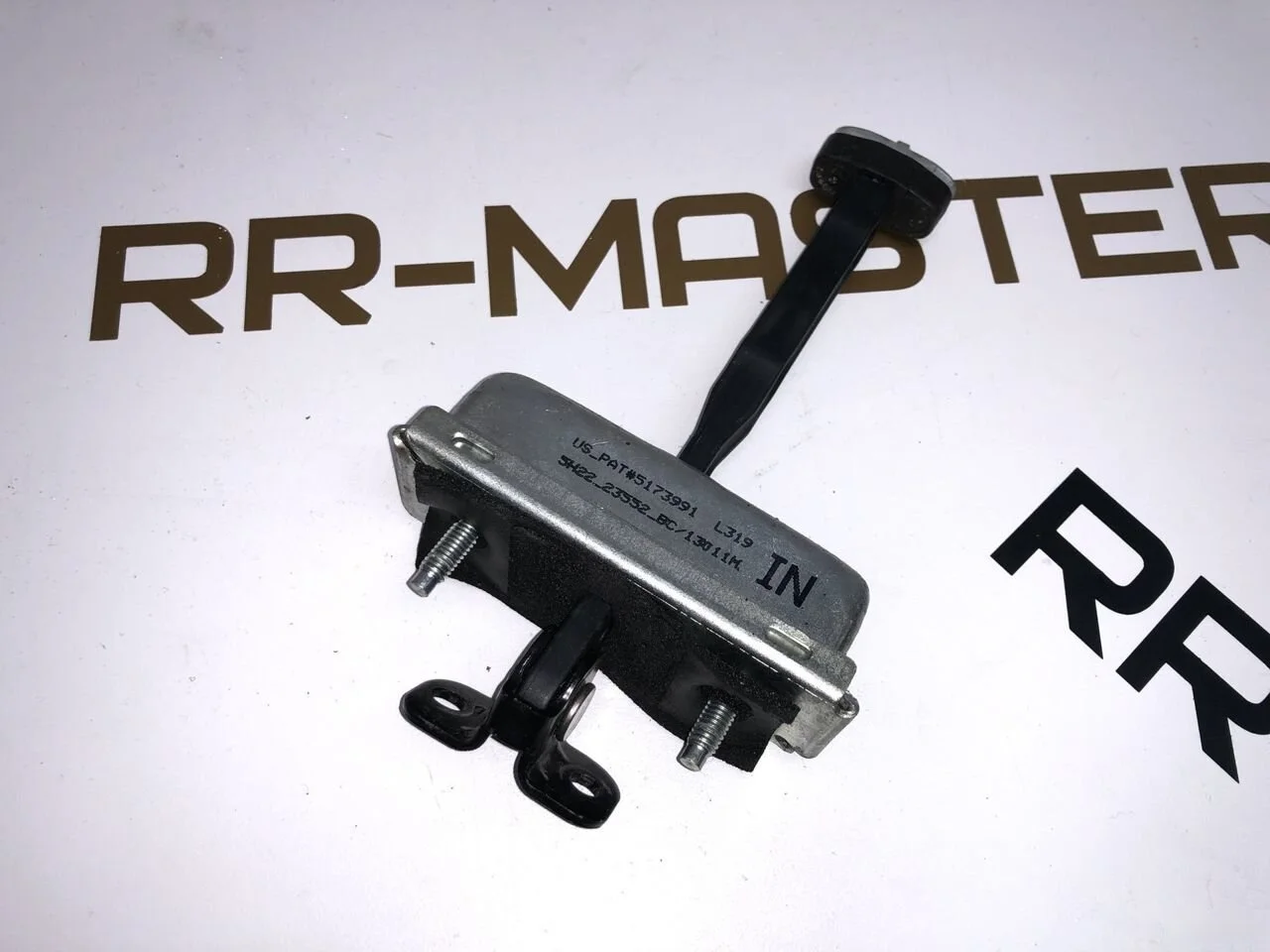 ограничитель двери передней Land Rover Discovery III (2004—2009)