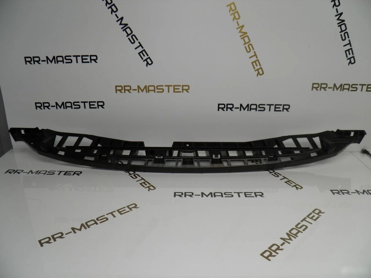 кронштейн заднего бампера Land Rover Range Rover Sport II (2013—2017)