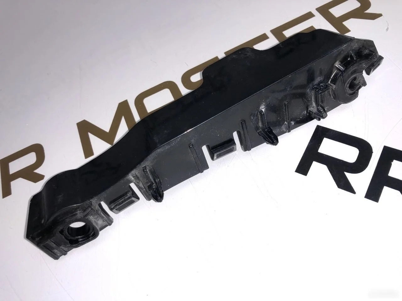 кронштейн lh перед. бампера Land Rover Range Rover Sport II (2013—2017)