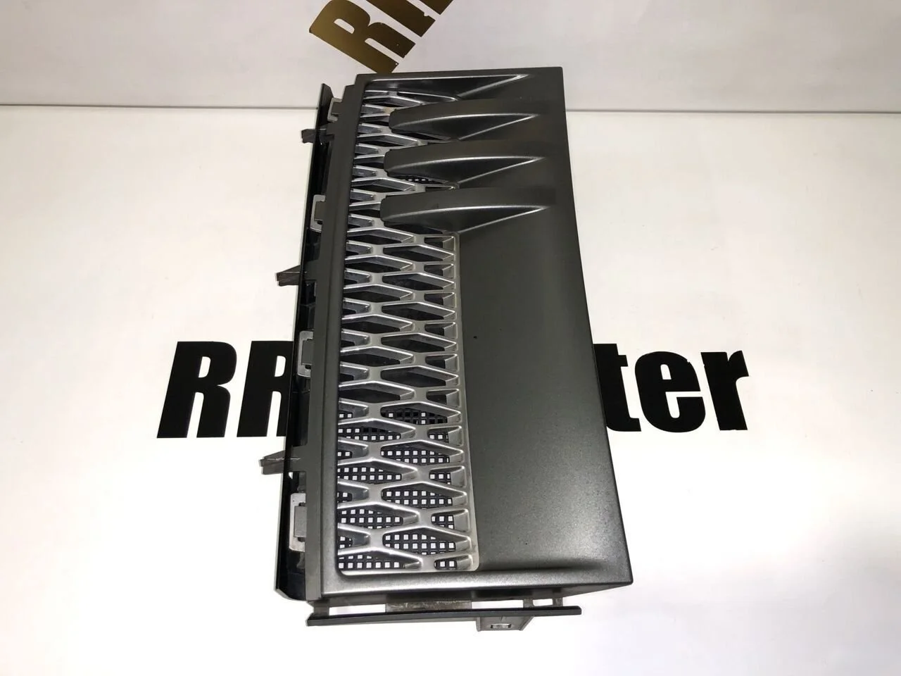 жабра Land Rover Range Rover III рестайлинг 2 (2009—2012)