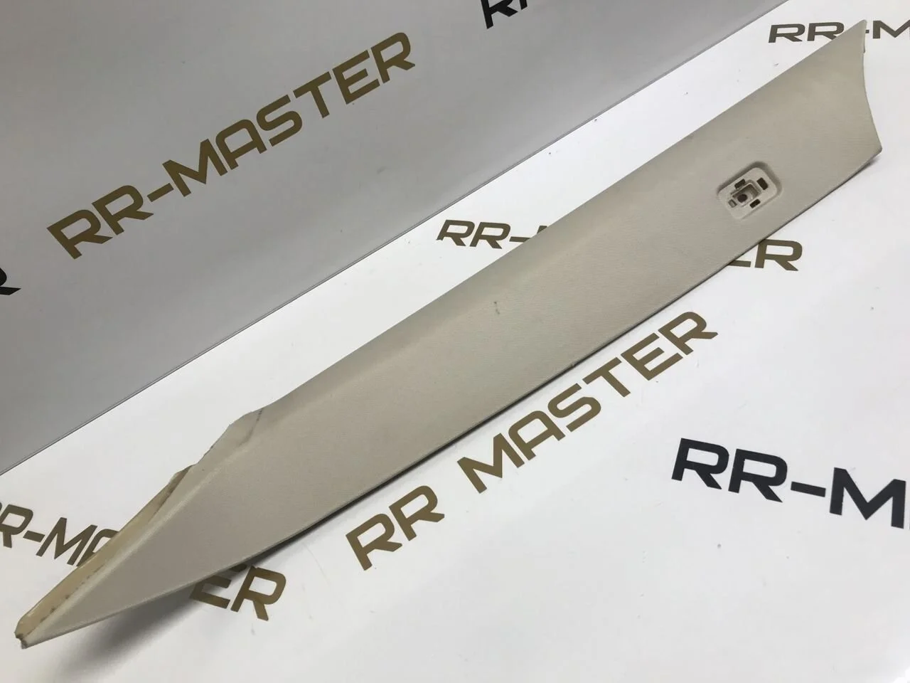 молдинг ветрового стекла