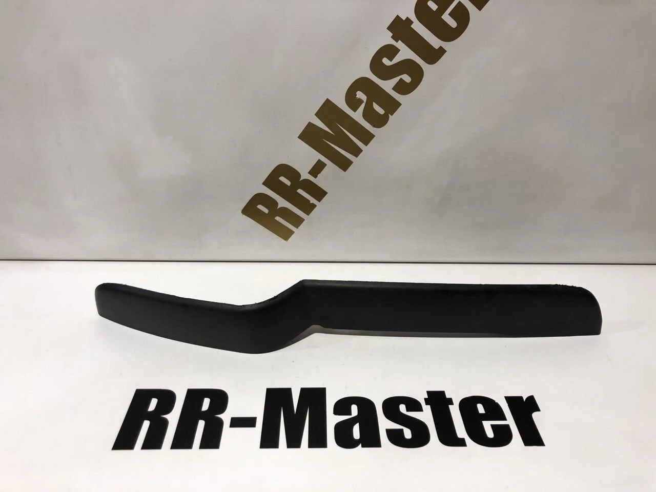 молдинг lh перед. бампера Land Rover Range Rover Sport I рестайлинг (2009—2013)