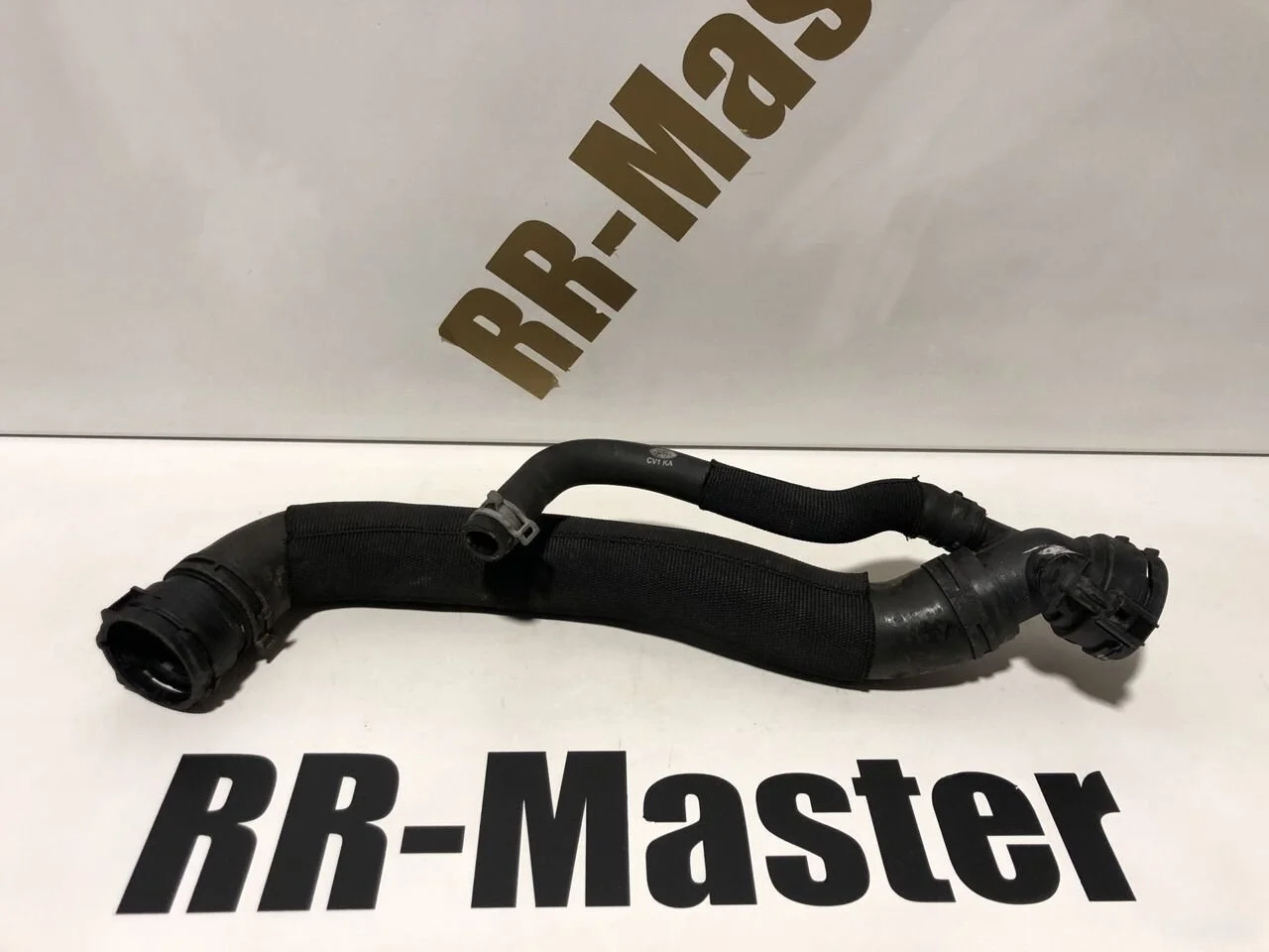 патрубок радиатора 3.0sc / 5.0sc Land Rover Range Rover Sport II (2013—2017)