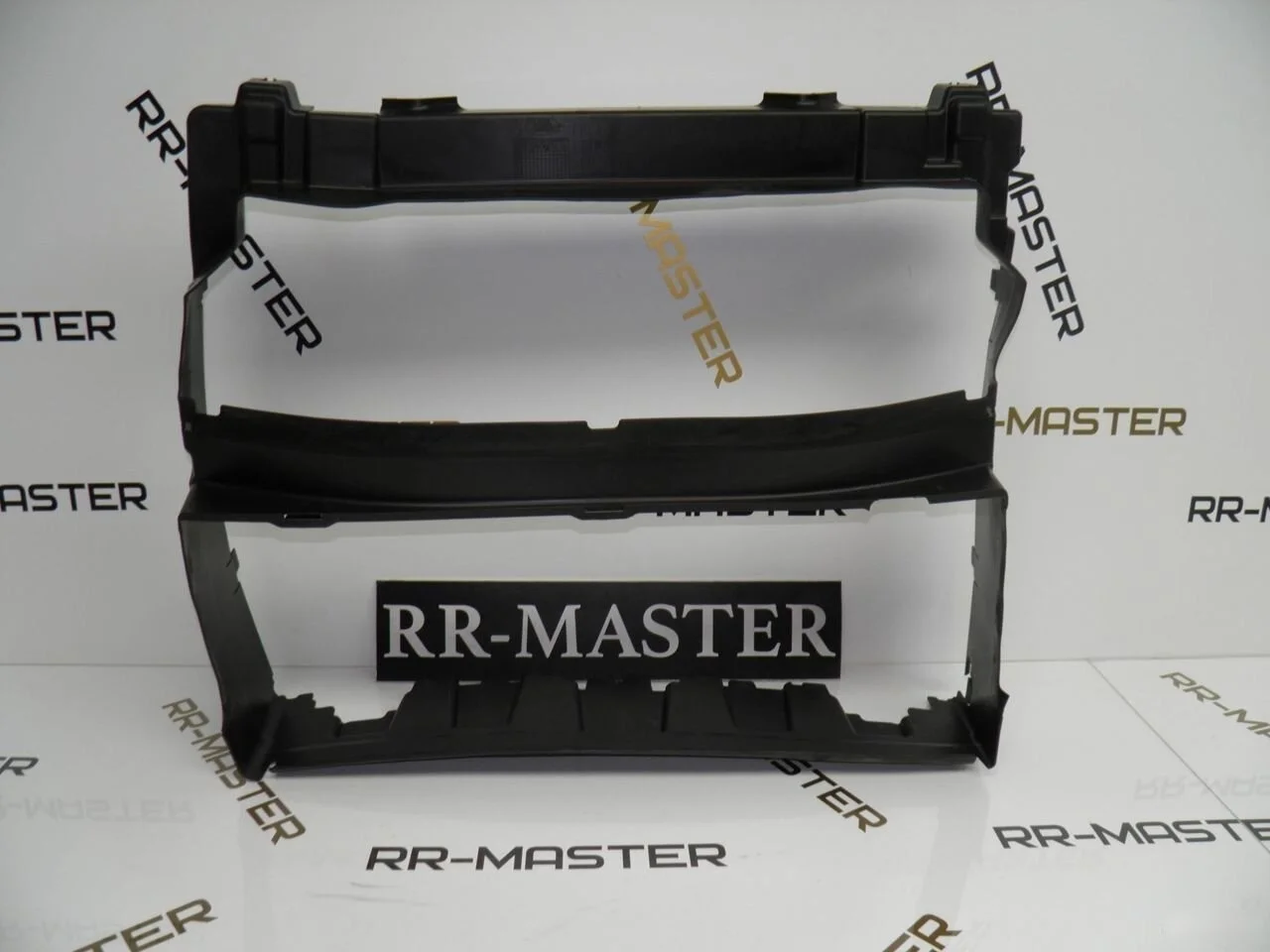 дефлектор радиатора Land Rover Range Rover IV (2012—2017)