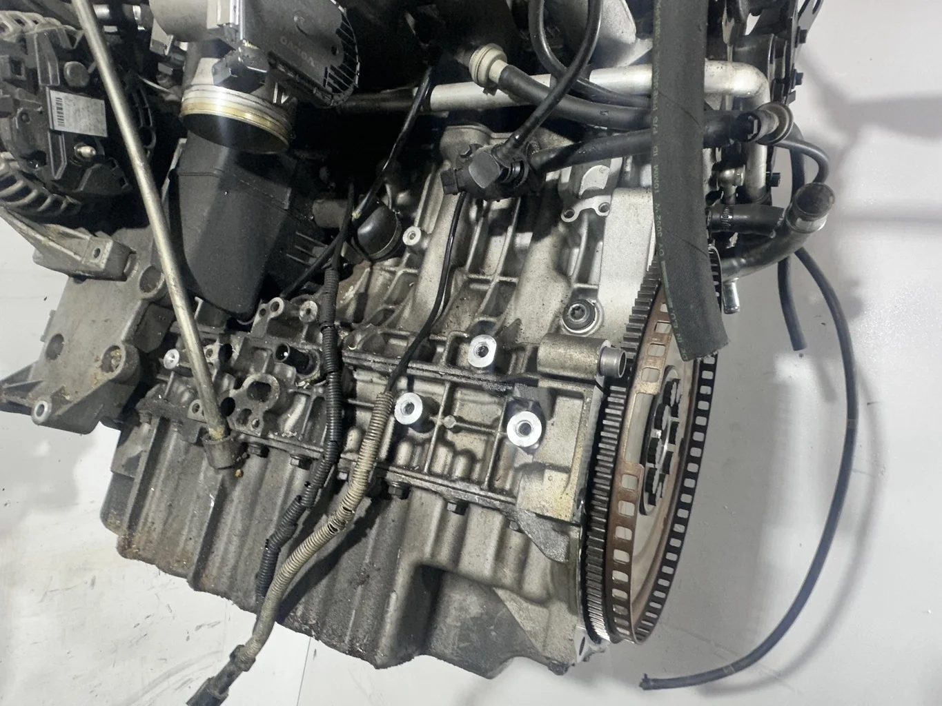 Двигатель B5254T2   2.5 Турбо бензин Volvo