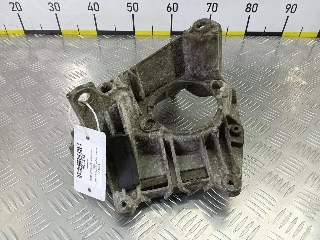 Кронштейн двигателя (ДВС) Renault Kangoo I рестай