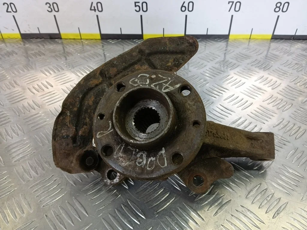 Кулак передний правый Fiat Doblo I рестайлинг (20