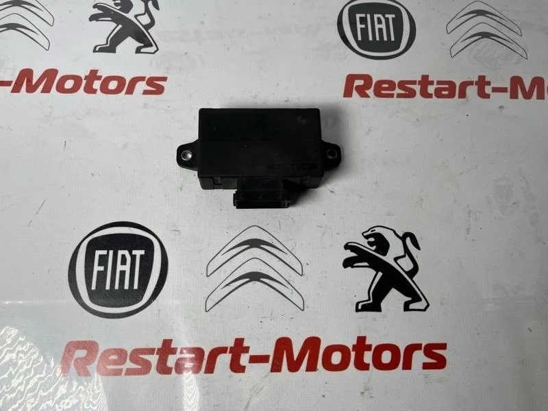 Блок управления центральным замком стеклоподъемниками