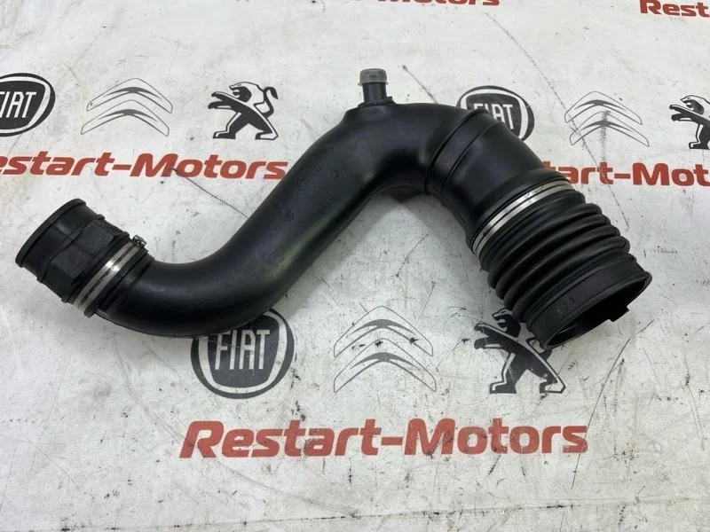 Патрубок кпп