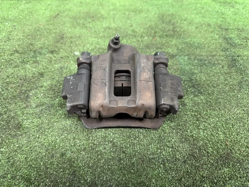 Суппорт Toyota Land Cruiser Prado 2002-2022 4775034030, задний левый