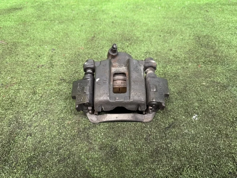 Суппорт Toyota Land Cruiser Prado 2002-2022 4775034030, задний левый