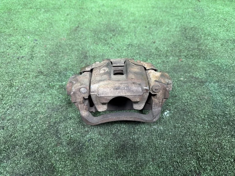 Суппорт Toyota Land Cruiser 2007-2015 4785060070 200, задний левый